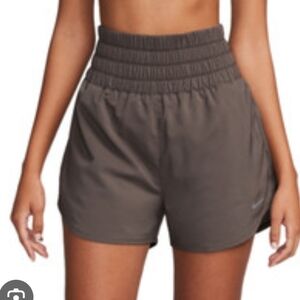 NEW W Tags Nike Dri-FIT Ultra High-Waist Shorts Size S F156 Cocoa Brown